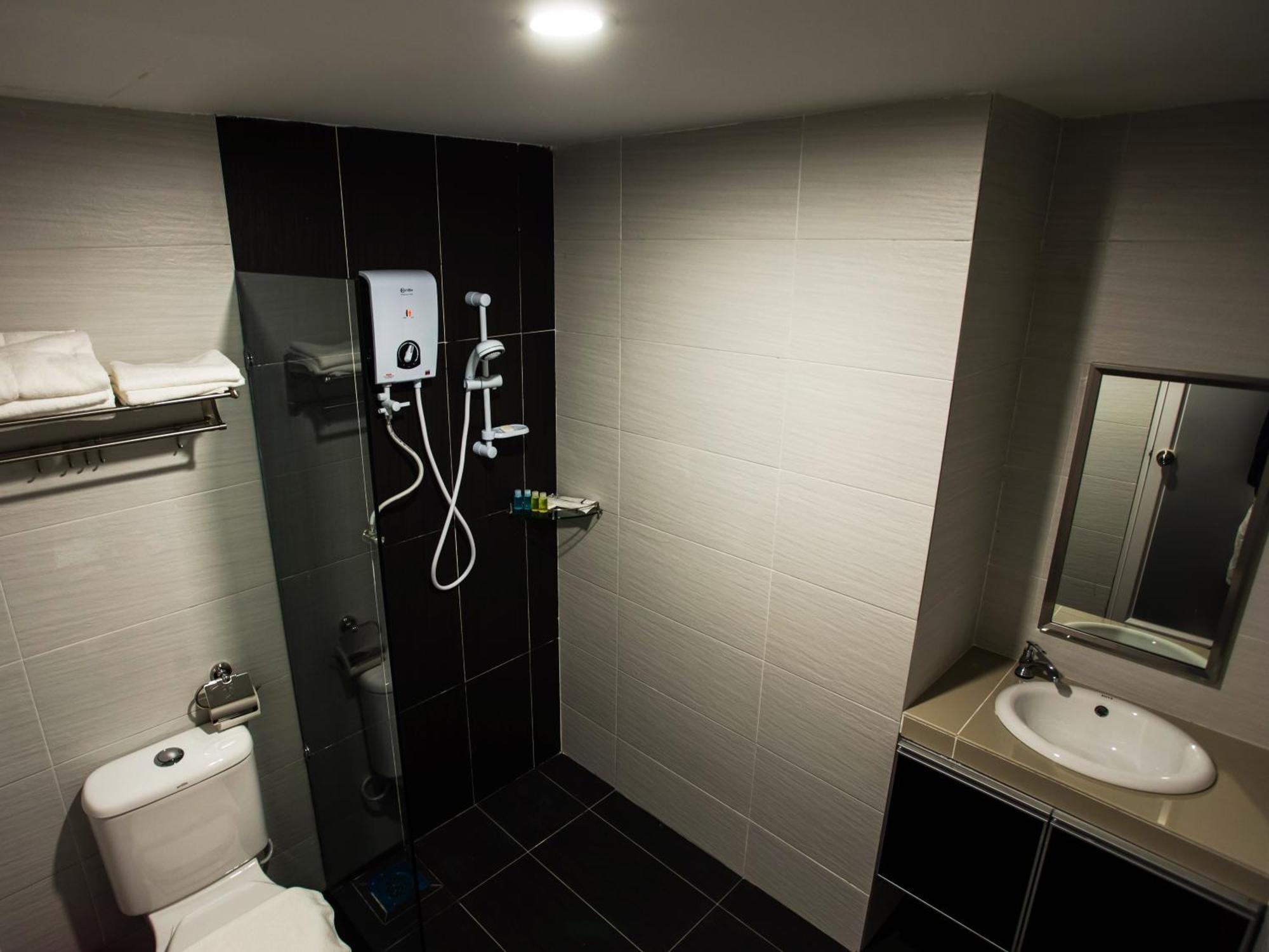 Ls Hotel Johor Bahru Room photo